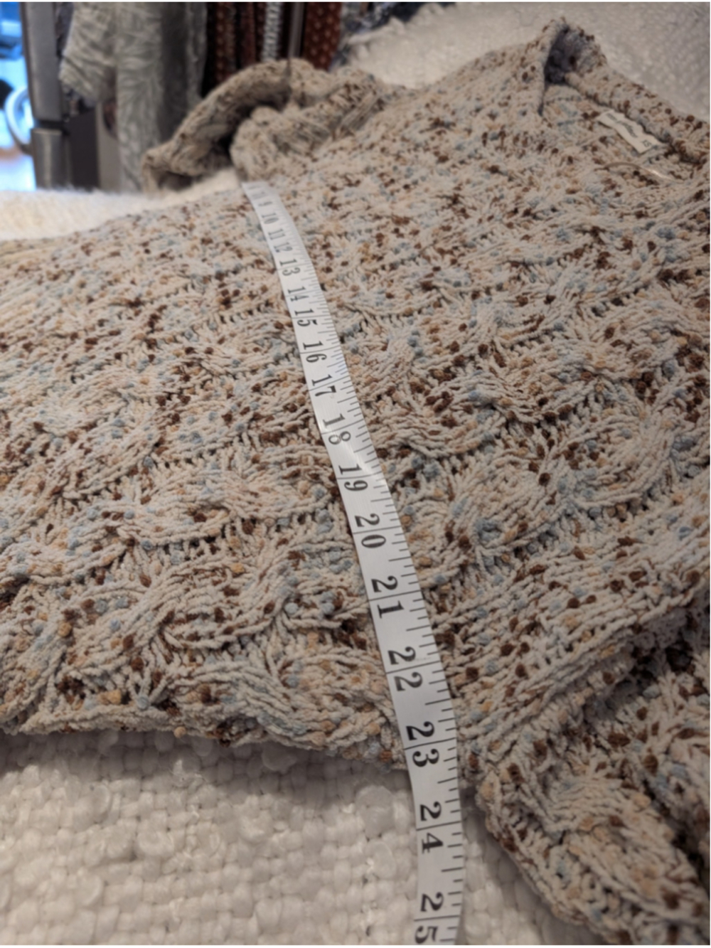 669 - Moon & Madison XS Oversized Cropped Open Knit Sweater Neutral Boho - Picture 5 of 9
